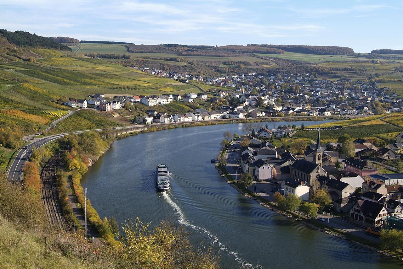 Weingut Und Gaestehaus Apel Nittel Bagian luar foto